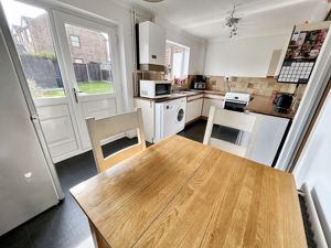 Kitchen/diner- click for photo gallery